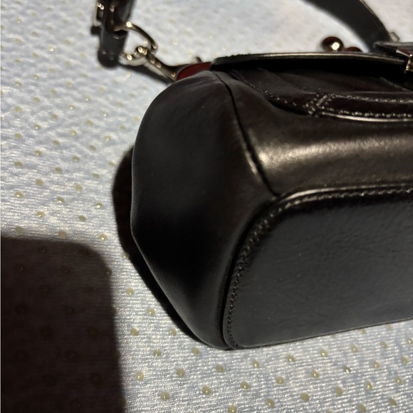 Coach Kisslock small Black Leather Handbag - Picture 5 of 6